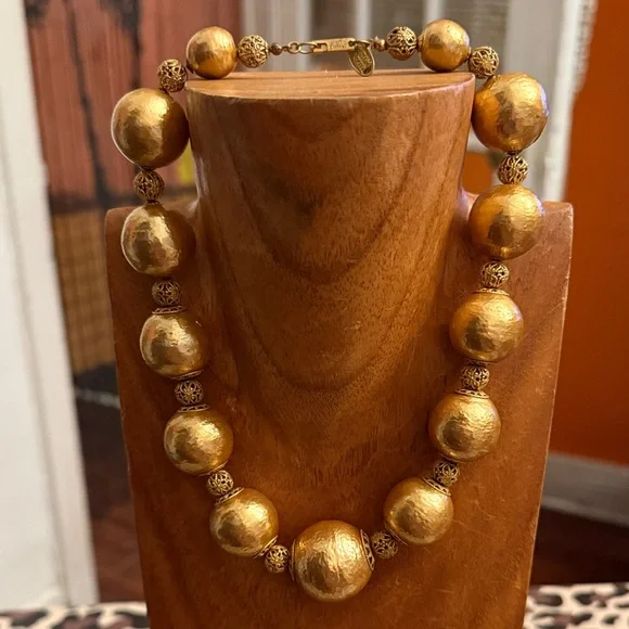 MIRIAM HASKELL Signed Elegant Gold Beaded Necklace - Picture 4 of 6